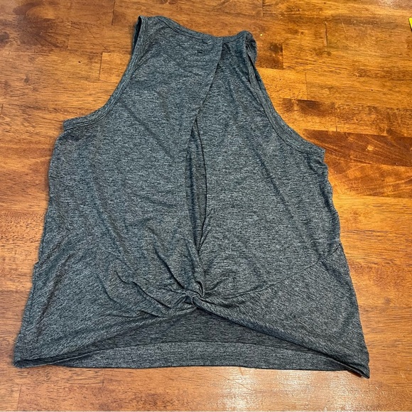 Fabletics gray Heathered tank top open back no size tag measures like medium - Picture 4 of 6